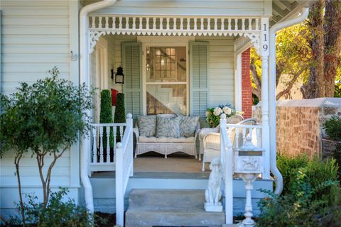 Photo of 119 W San Antonio ST, Fredericksburg, TX 78624 (MLS # 7180371)