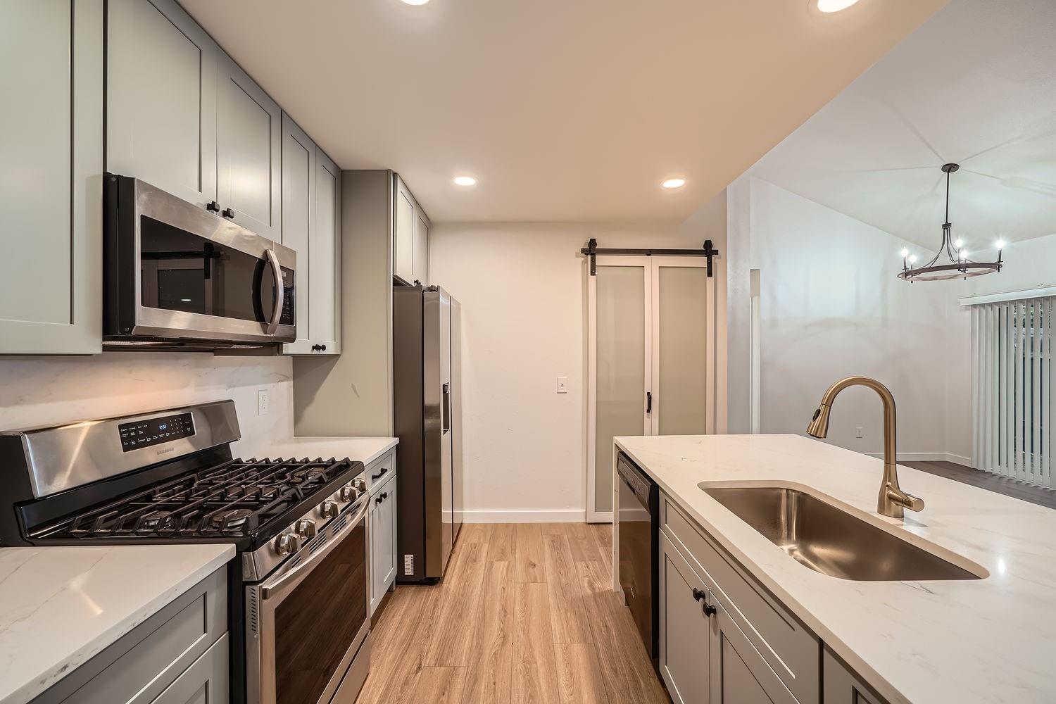 Austin, Texas 78758, United States, 3 Bedrooms Bedrooms, ,2 BathroomsBathrooms,Residential,Active,25792