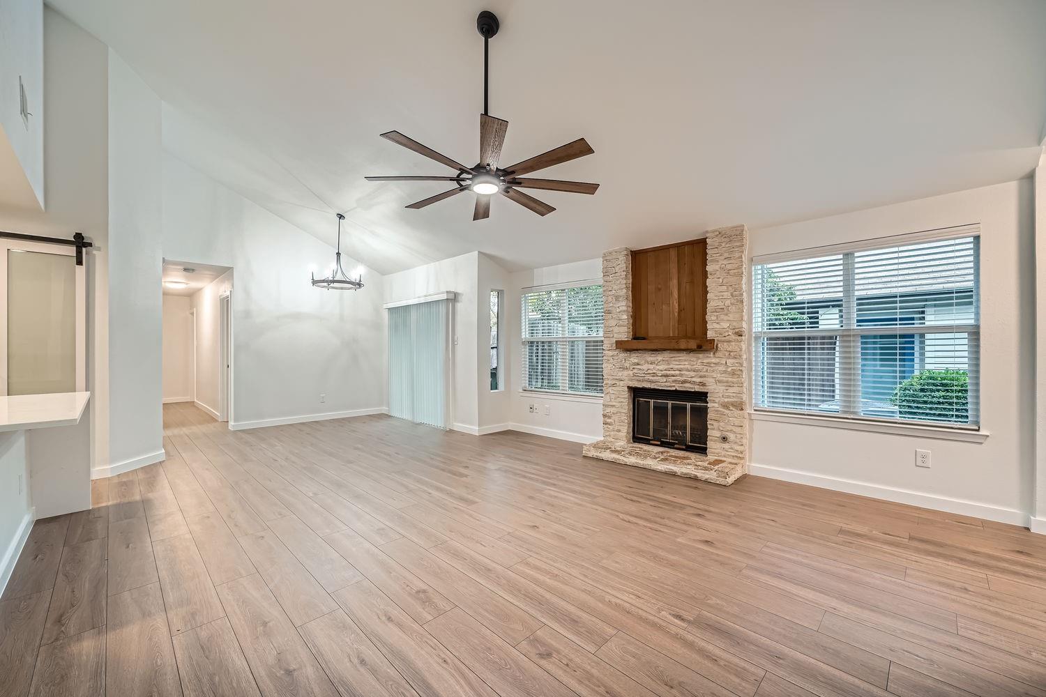 Austin, Texas 78758, United States, 3 Bedrooms Bedrooms, ,2 BathroomsBathrooms,Residential,Active,25792