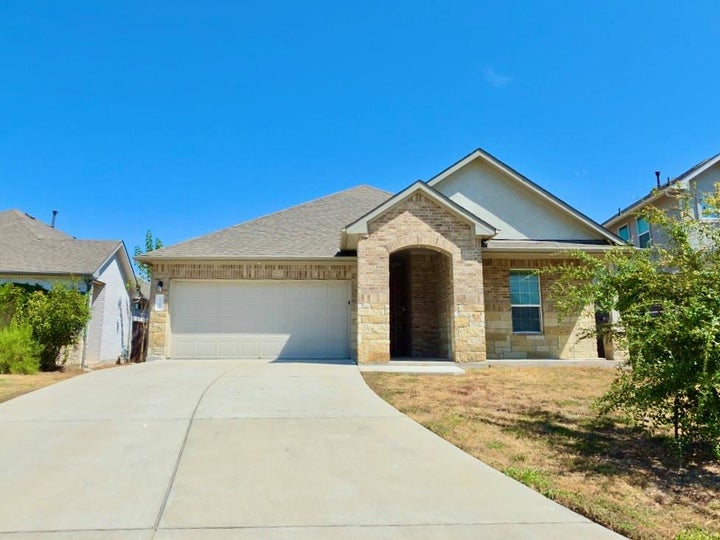 Photo 1 of 25 — 14301 McArthur DR, Manor, TX 78653