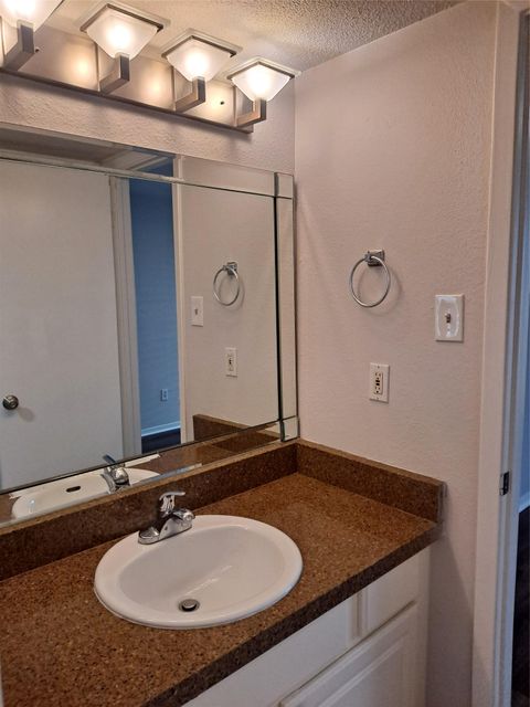 Tiny photo for 2018 W Rundberg LN #9B, Austin, TX 78758 (MLS # 1355403)