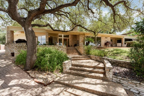Photo of 930 Electra, Lakeway, TX 78734 (MLS # 7263395)