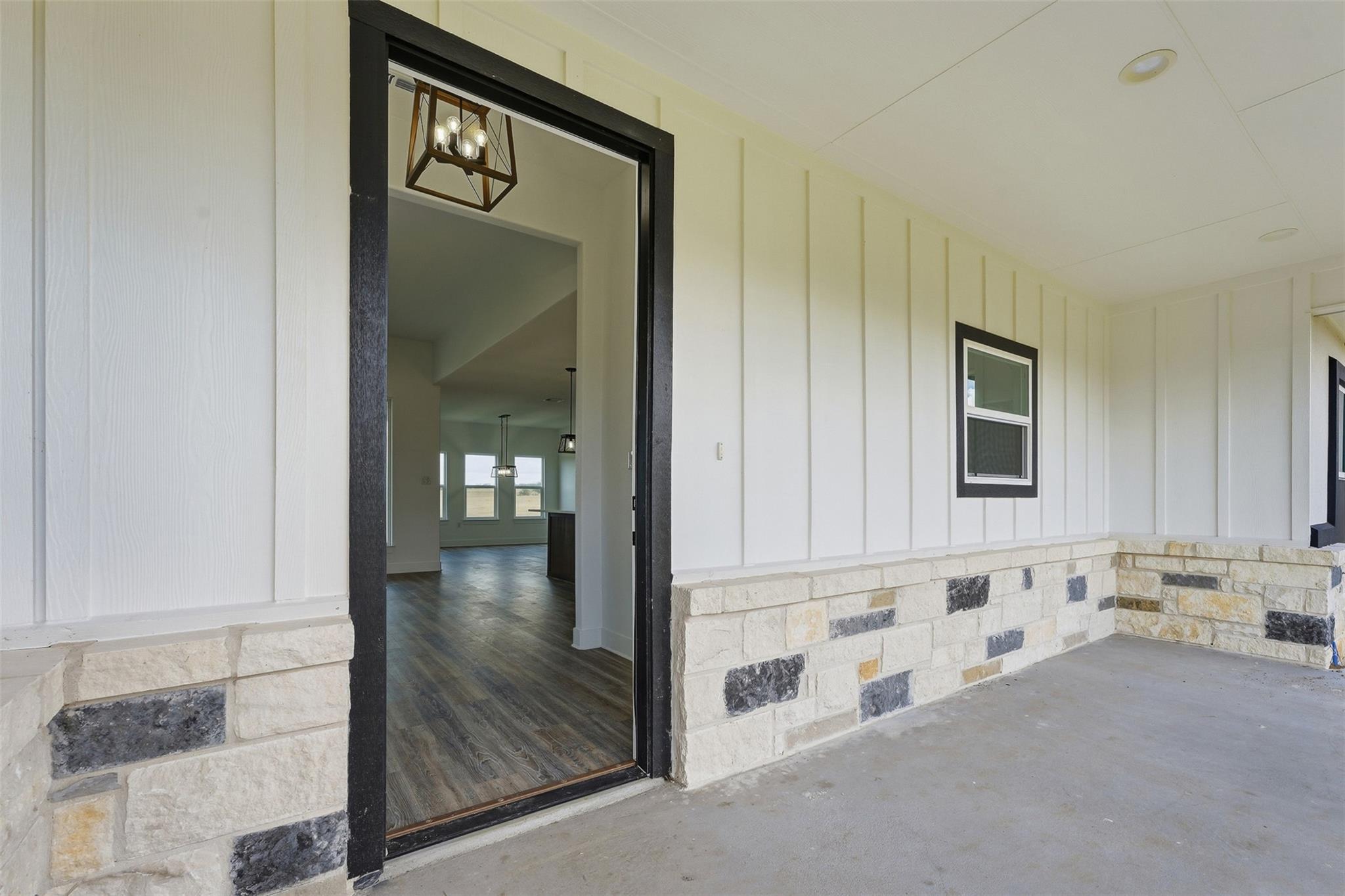 152 Creekwood DR