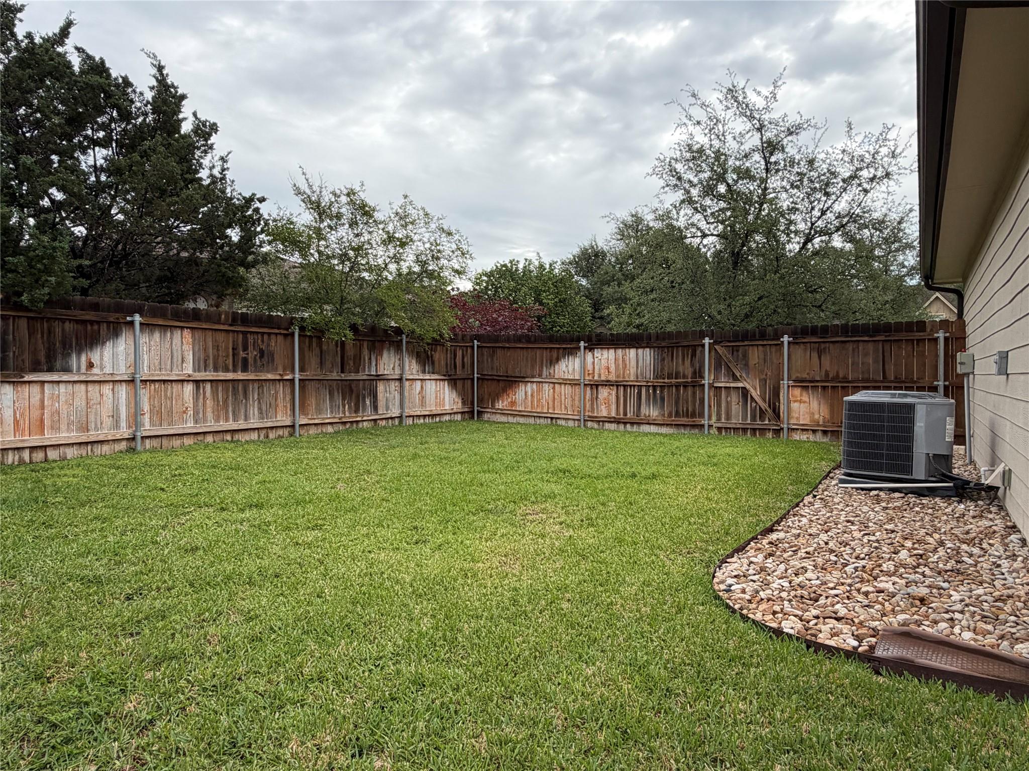206 Fairway CIR