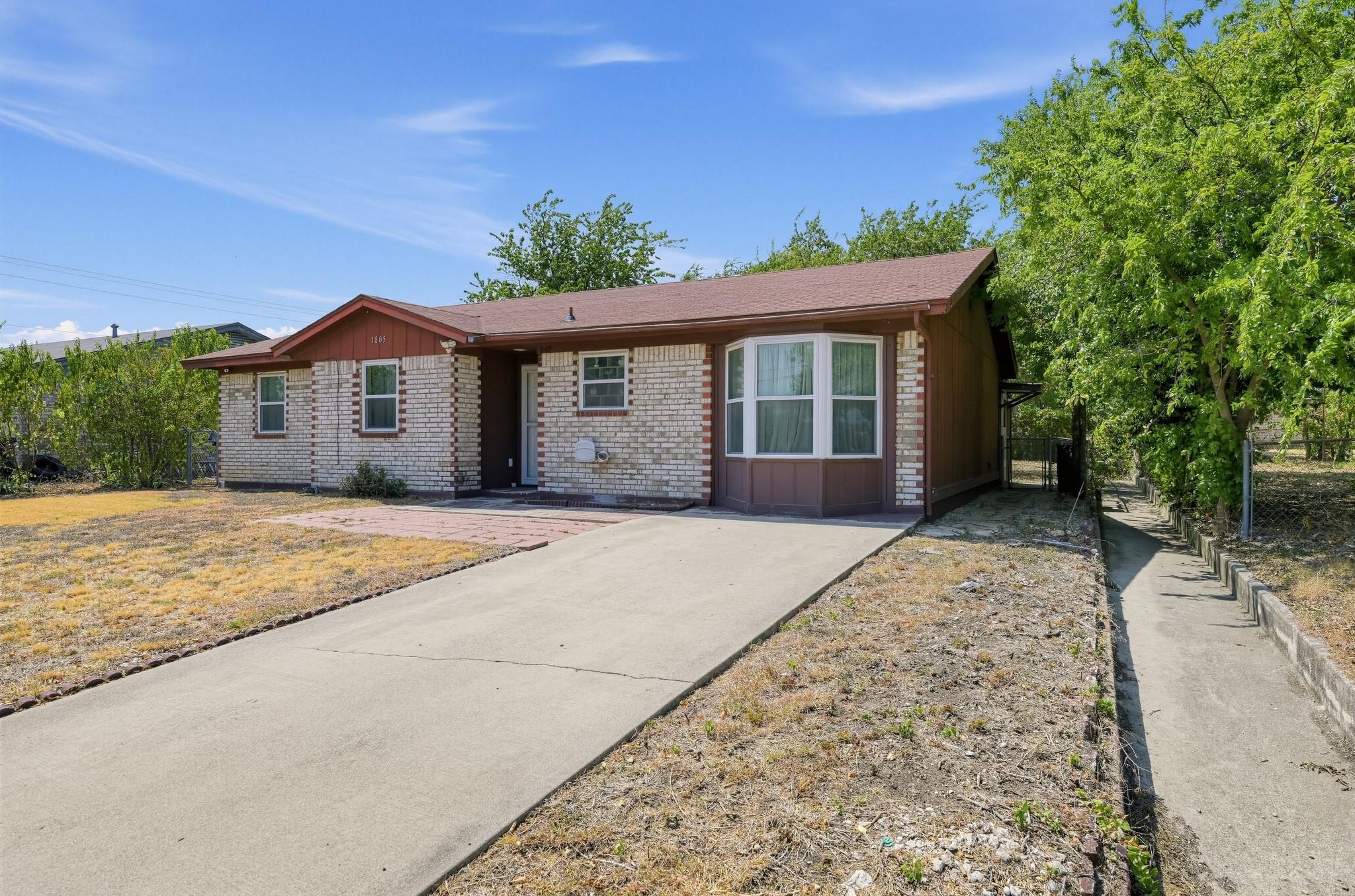 1805 Hammond DR