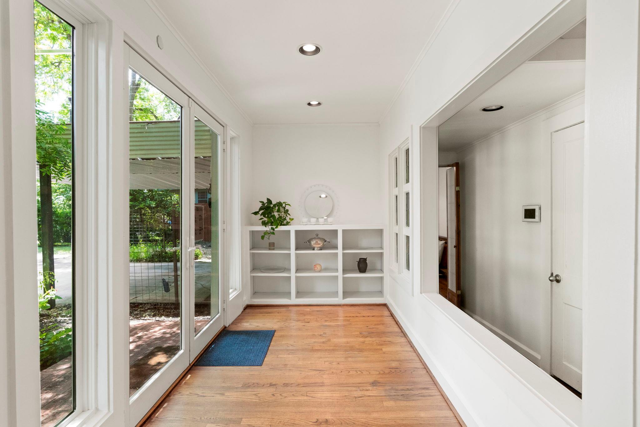 3102 Hemphill PARK