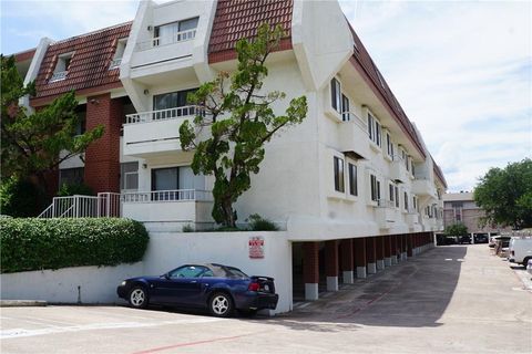 Photo of 3115 Helms ST #212, Austin, TX 78705 (MLS # 5205761)