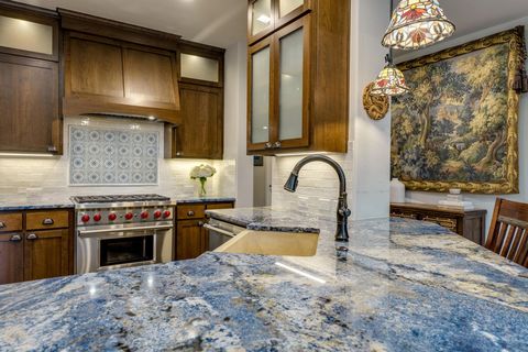 Tiny photo for 11708 Palisades PKWY, Austin, TX 78732 (MLS # 9341569)