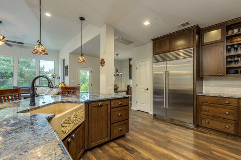 Tiny photo for 11708 Palisades PKWY, Austin, TX 78732 (MLS # 9341569)