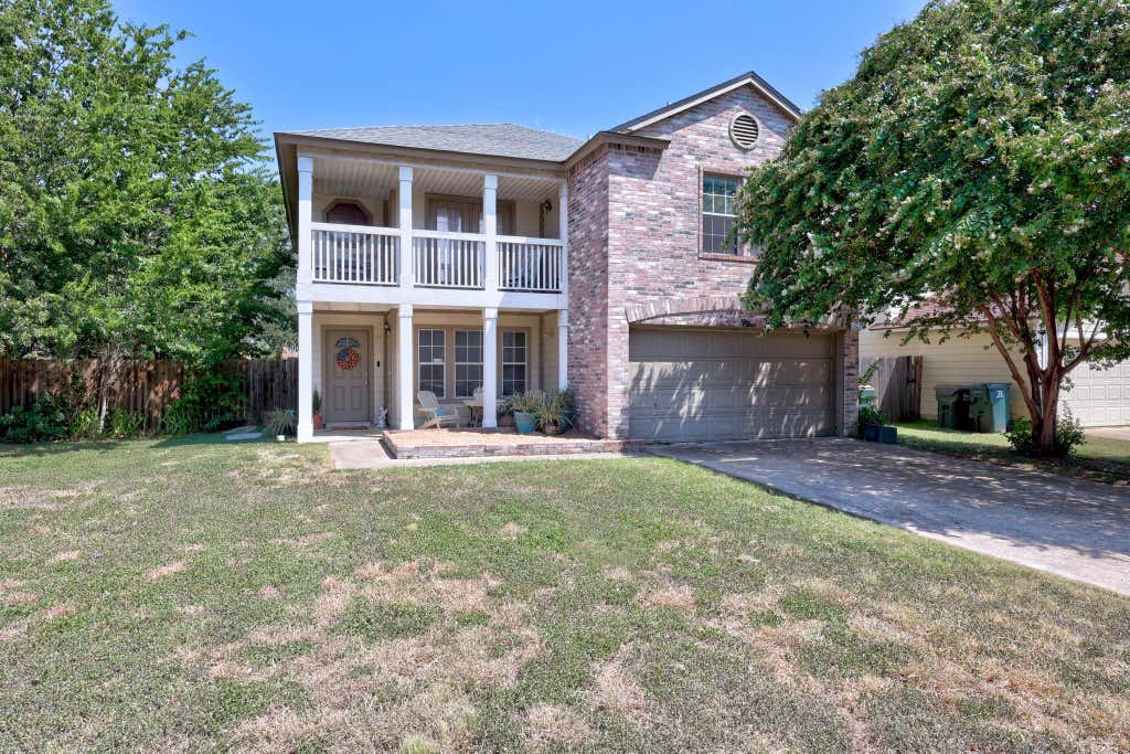 Photo of 1001 Canterbury TRL, Georgetown, TX 78626 (MLS # 4654615)