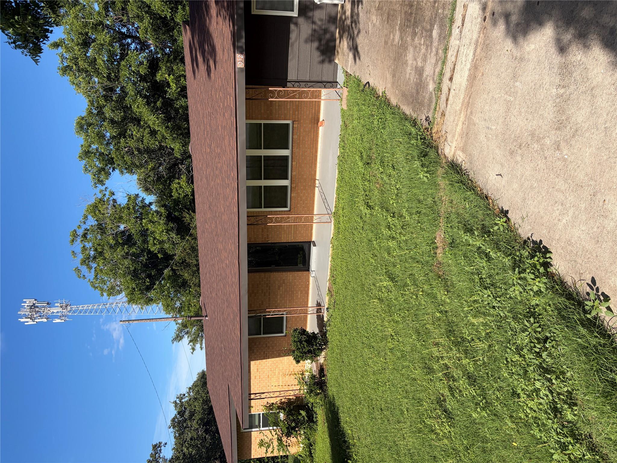 Photo 1 of 19 — 1012 N Water ST, Burnet, TX 78611