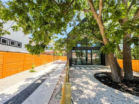 Photo of 2604 Oaklawn Ave #2, Austin, TX 78722 (MLS # 5616615)