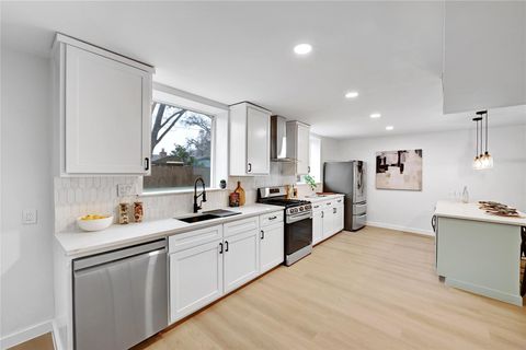 Tiny photo for 5000 Pack Saddle PASS, Austin, TX 78745 (MLS # 9310332)