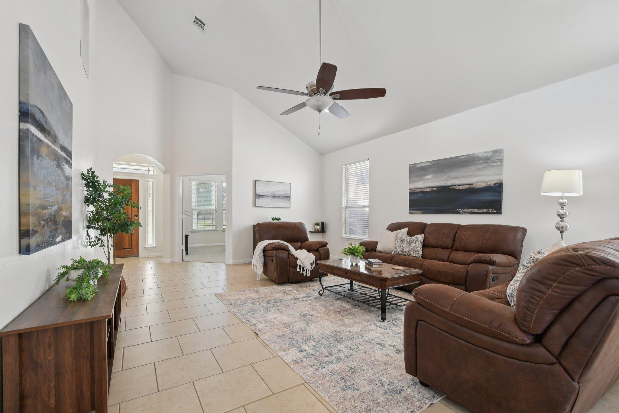 413 Longhorn Cavern RD