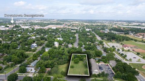 Photo of 300 College ST, Georgetown, TX 78626 (MLS # 3379036)