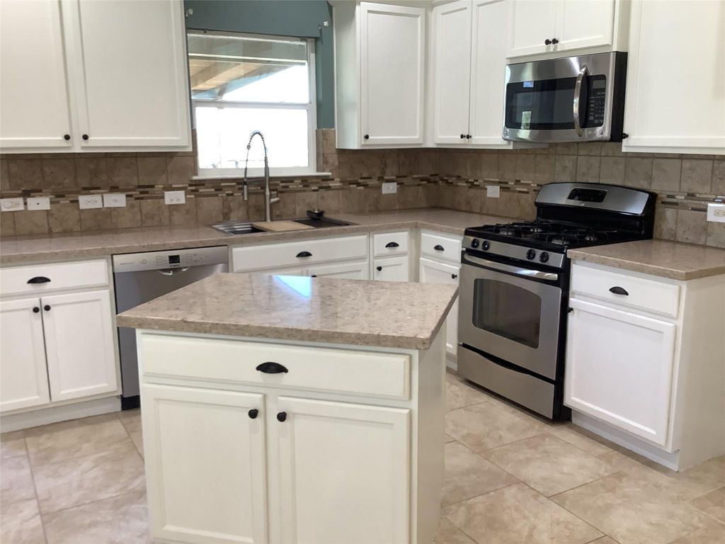 Photo of 119 Hoya LN, San Marcos, TX 78666 (MLS # 4823251)