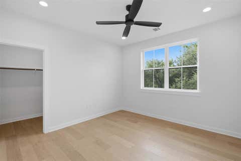 Tiny photo for 18303 Lake Oaks DR, Jonestown, TX 78645 (MLS # 2391068)