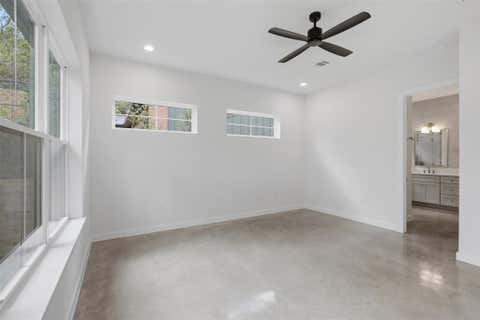 Tiny photo for 18303 Lake Oaks DR, Jonestown, TX 78645 (MLS # 2391068)