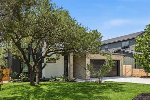 Tiny photo for 18303 Lake Oaks DR, Jonestown, TX 78645 (MLS # 2391068)