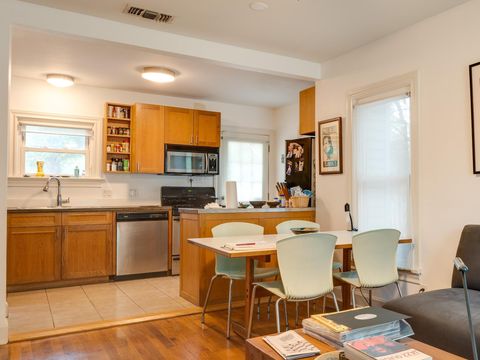 Tiny photo for 746 Springdale RD, Austin, TX 78702 (MLS # 1667623)