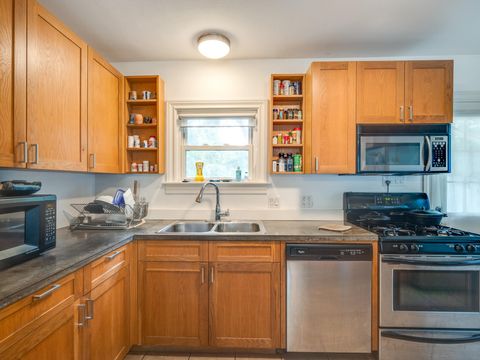 Tiny photo for 746 Springdale RD, Austin, TX 78702 (MLS # 1667623)