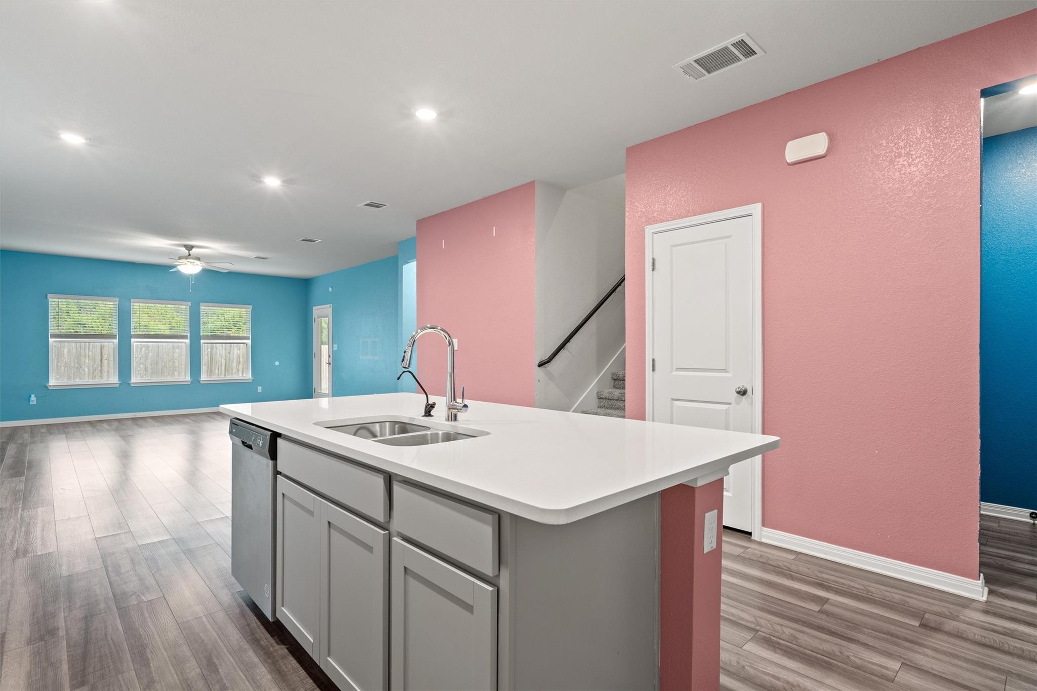 204 Jordan Valley DR