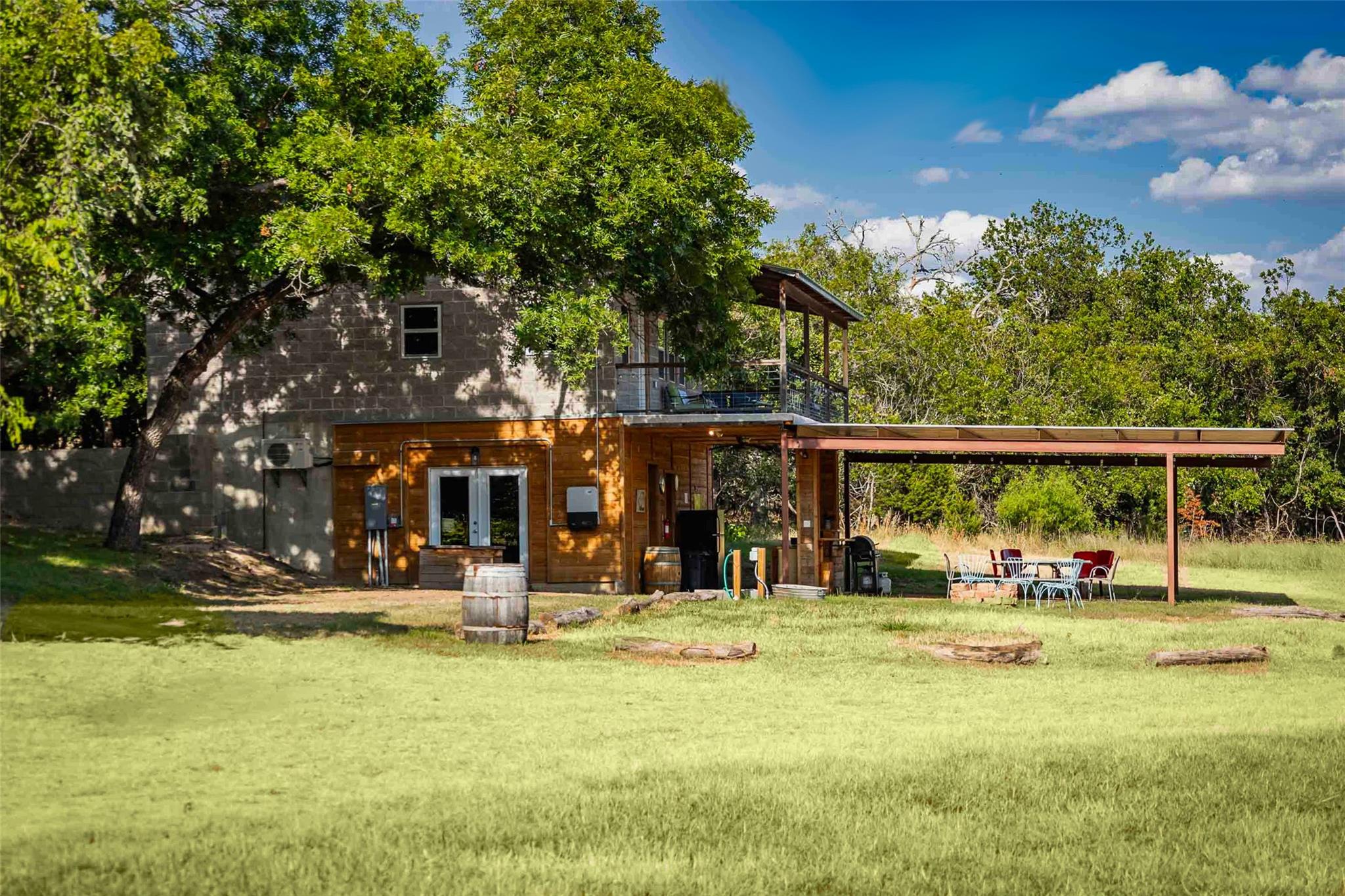 95 Loma LN