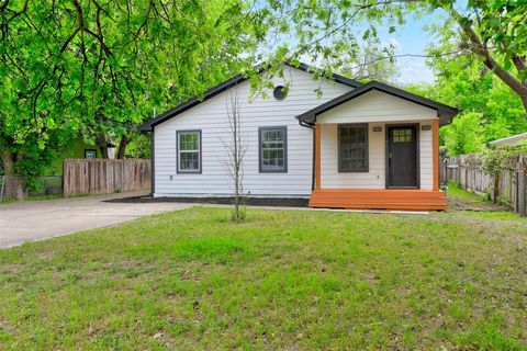 Photo of 6307 Chesterfield Ave, Austin, TX 78752 (MLS # 5275897)