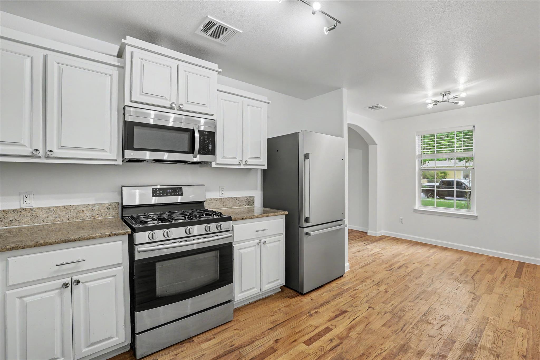 6307 Chesterfield Ave
