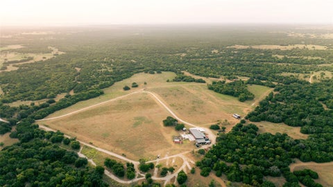 Photo of 1147 County Road 1110, Meridian, TX 76665 (MLS # 2683709)