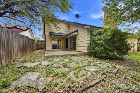 Tiny photo for 6810 Windrift WAY, Austin, TX 78745 (MLS # 6185505)