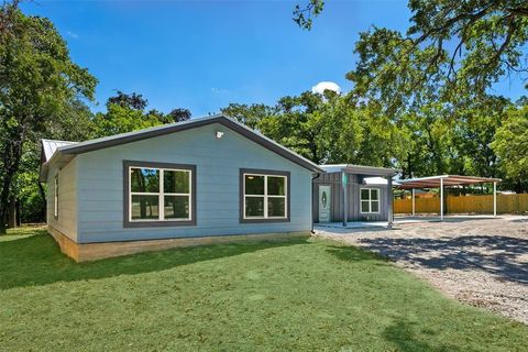 333 Northwood CIR Rockdale TX 76567