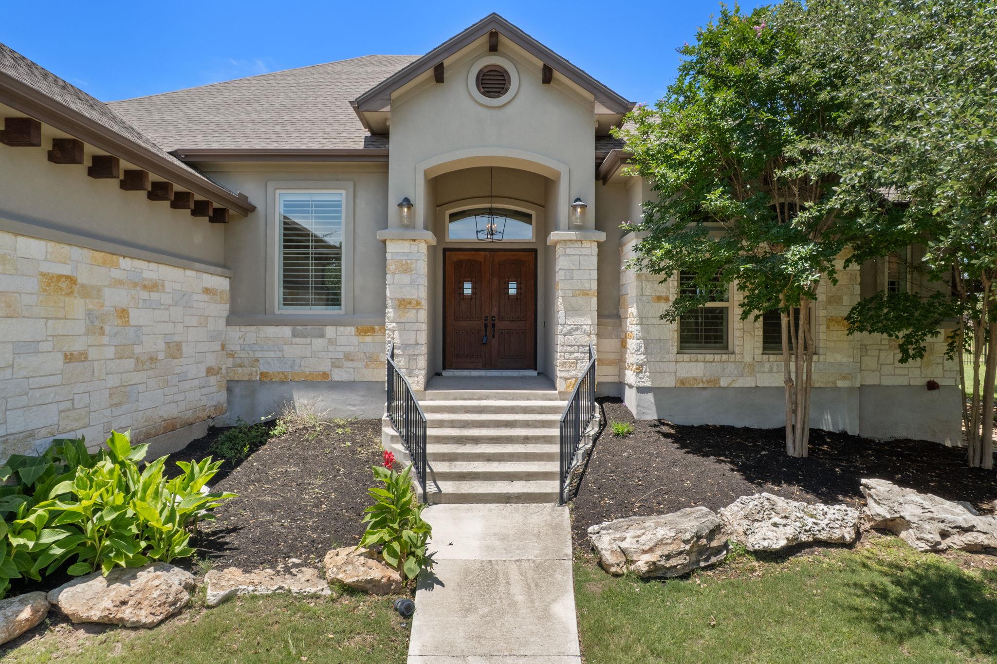 106 Gabriel Woods DR