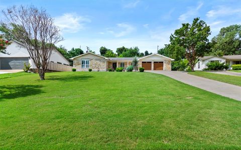 3601 Arrowhead DR Austin TX 78731