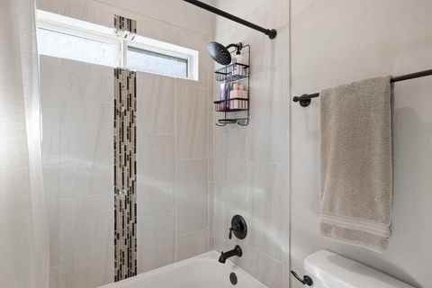 Tiny photo for 916 Morning Moon CIR, Austin, TX 78732 (MLS # 3020574)