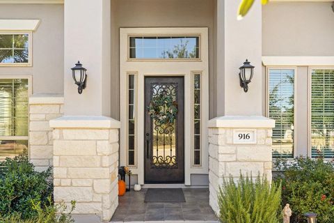 Tiny photo for 916 Morning Moon CIR, Austin, TX 78732 (MLS # 3020574)