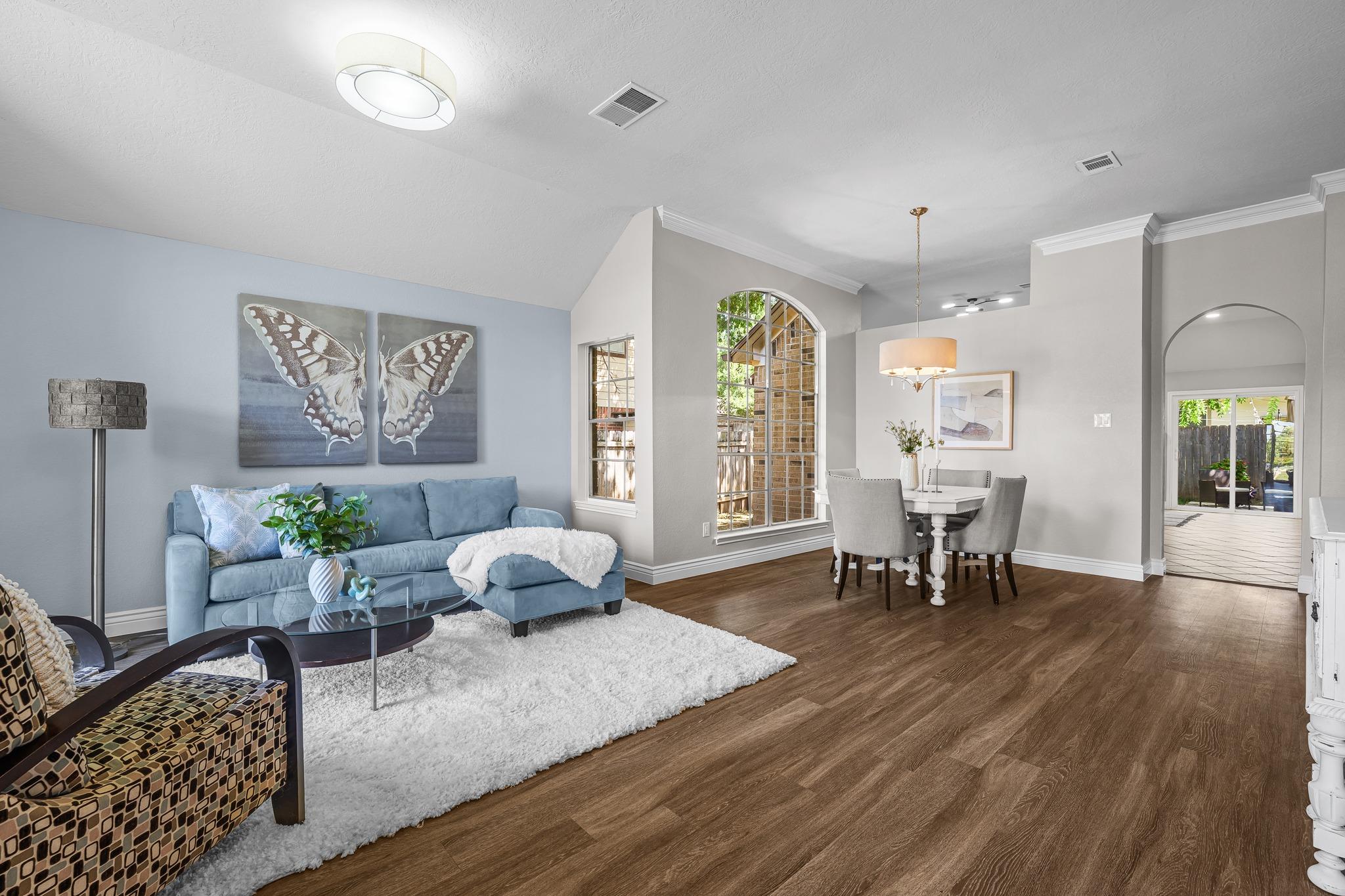 15006 Snelling DR
