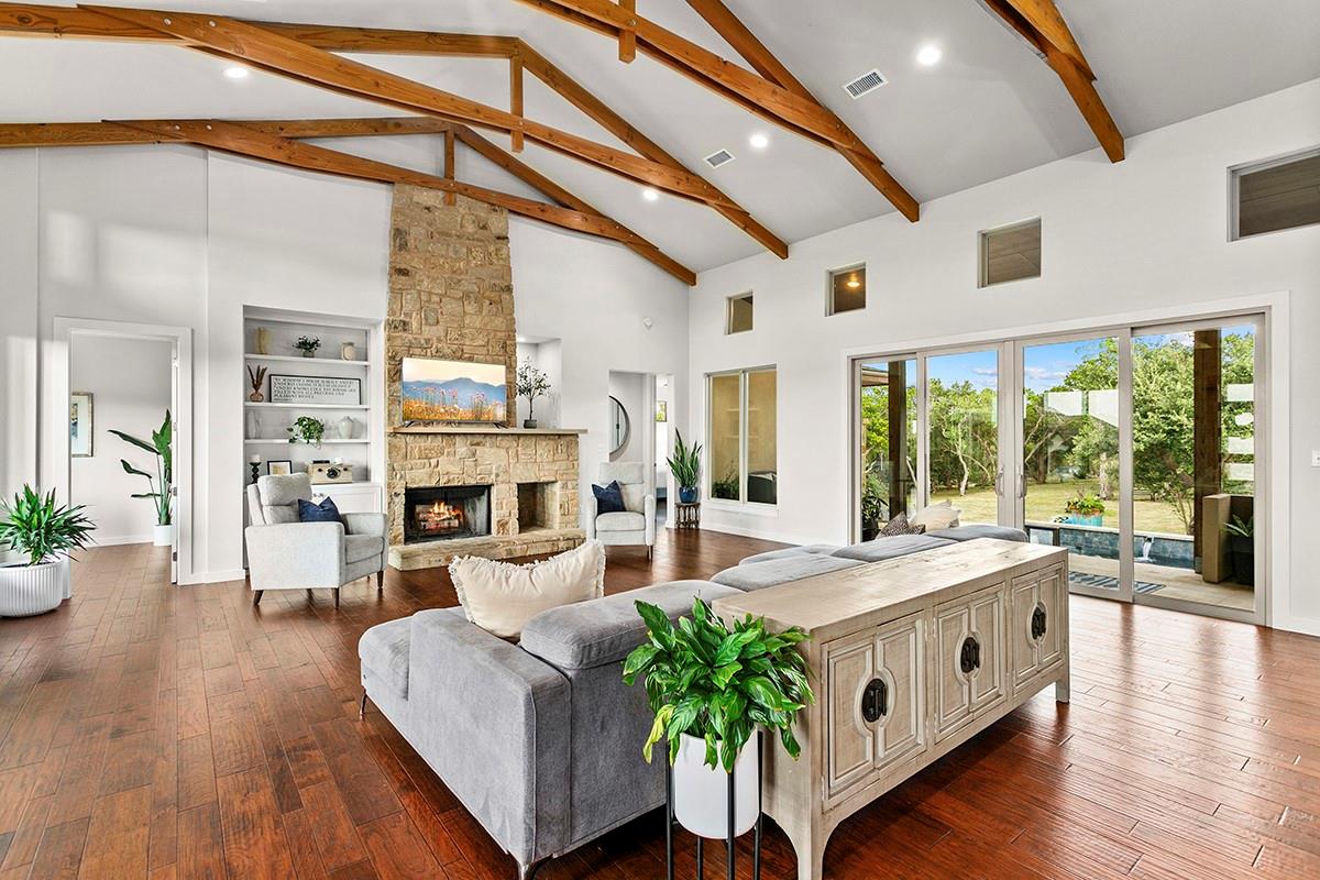 179 Sandy Creek CV