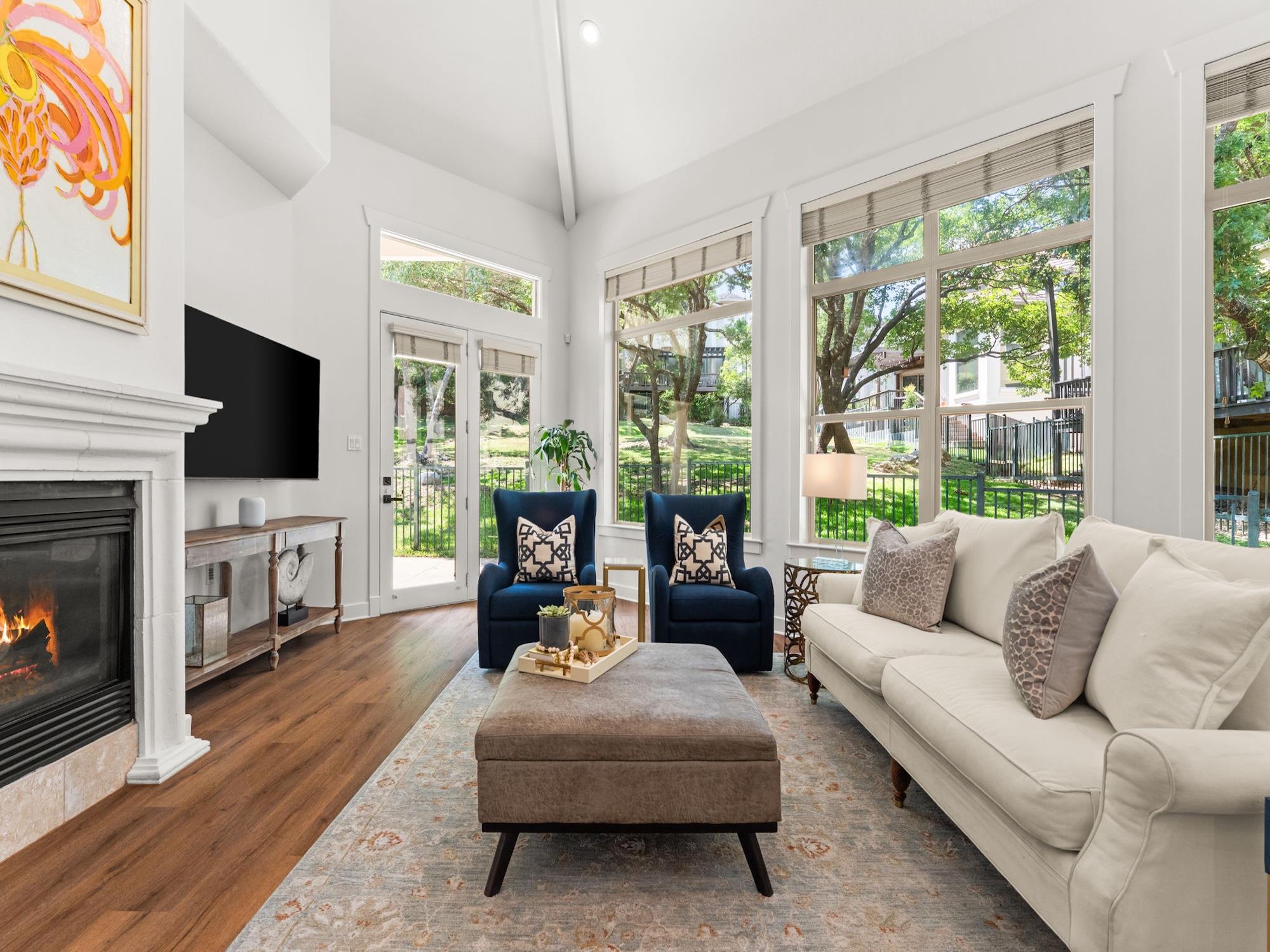 2800 Waymaker WAY 40