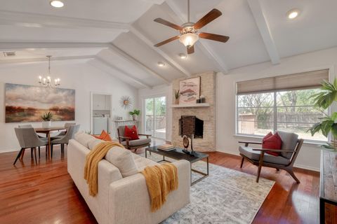 Photo of 6612 Ashland DR, Austin, TX 78723 (MLS # 3815123)