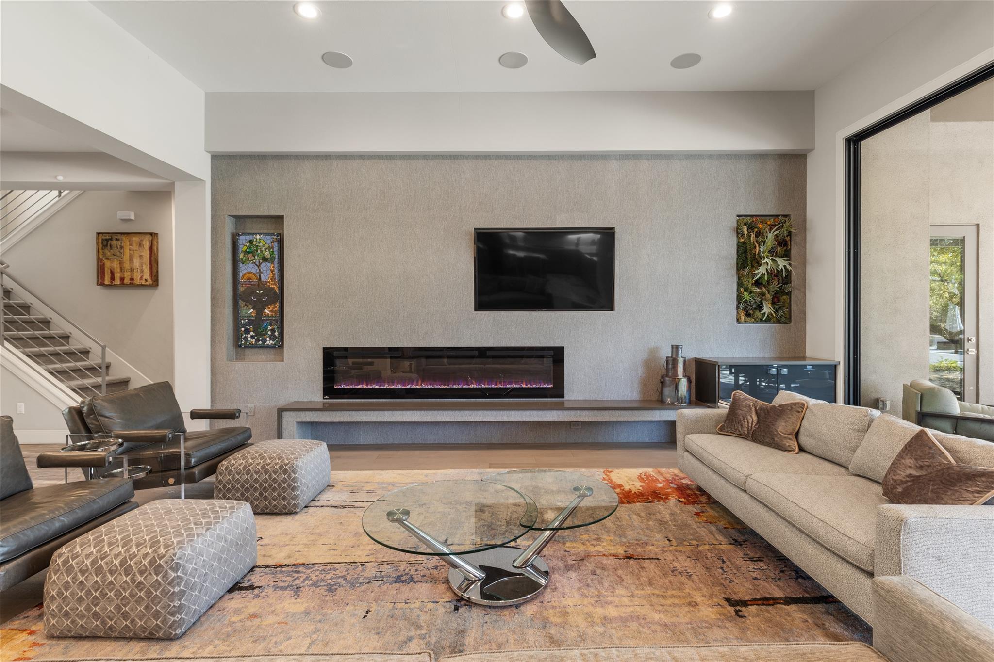 5615 Mccarty LN photo 10