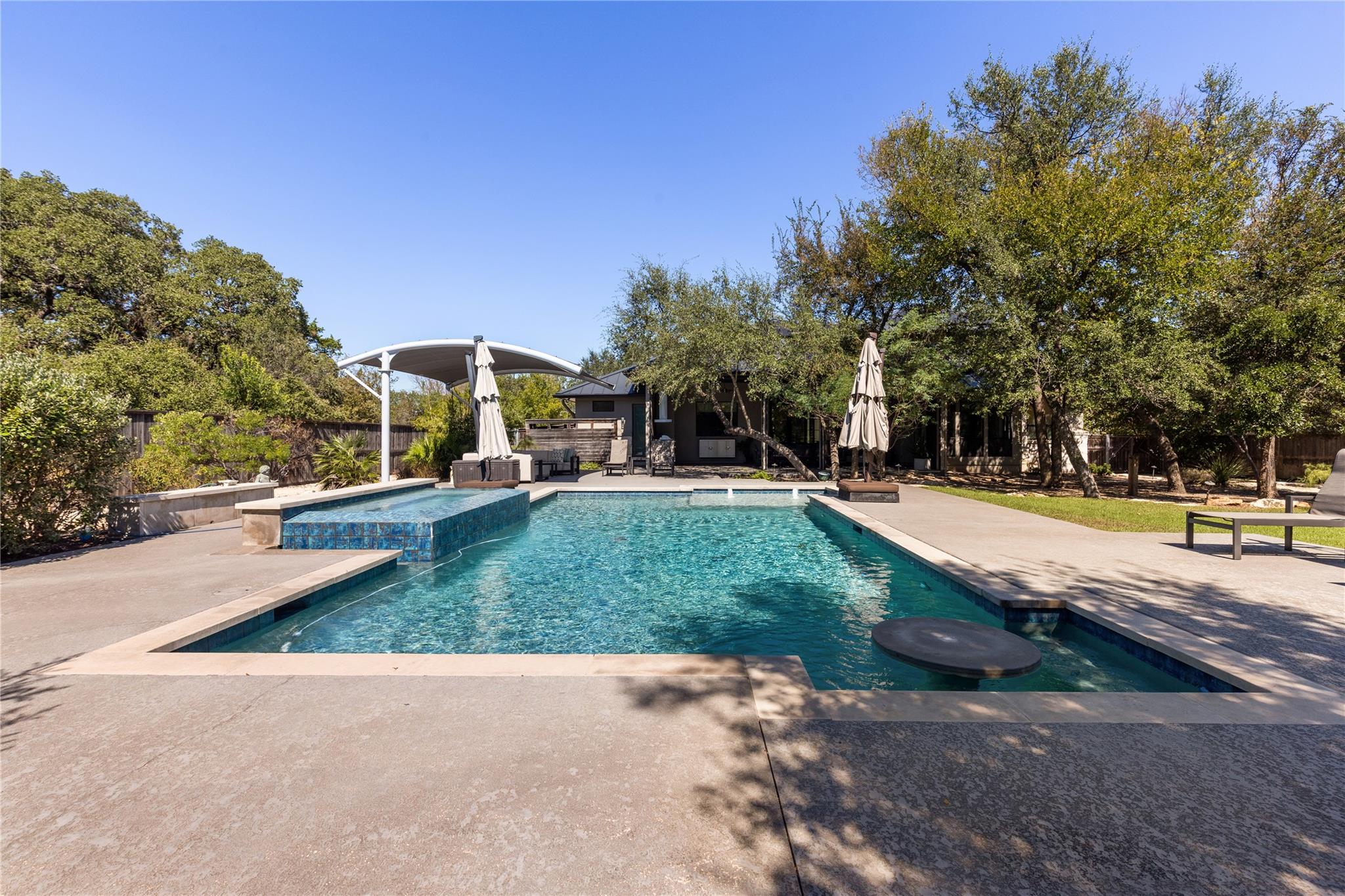 5615 Mccarty LN photo 12