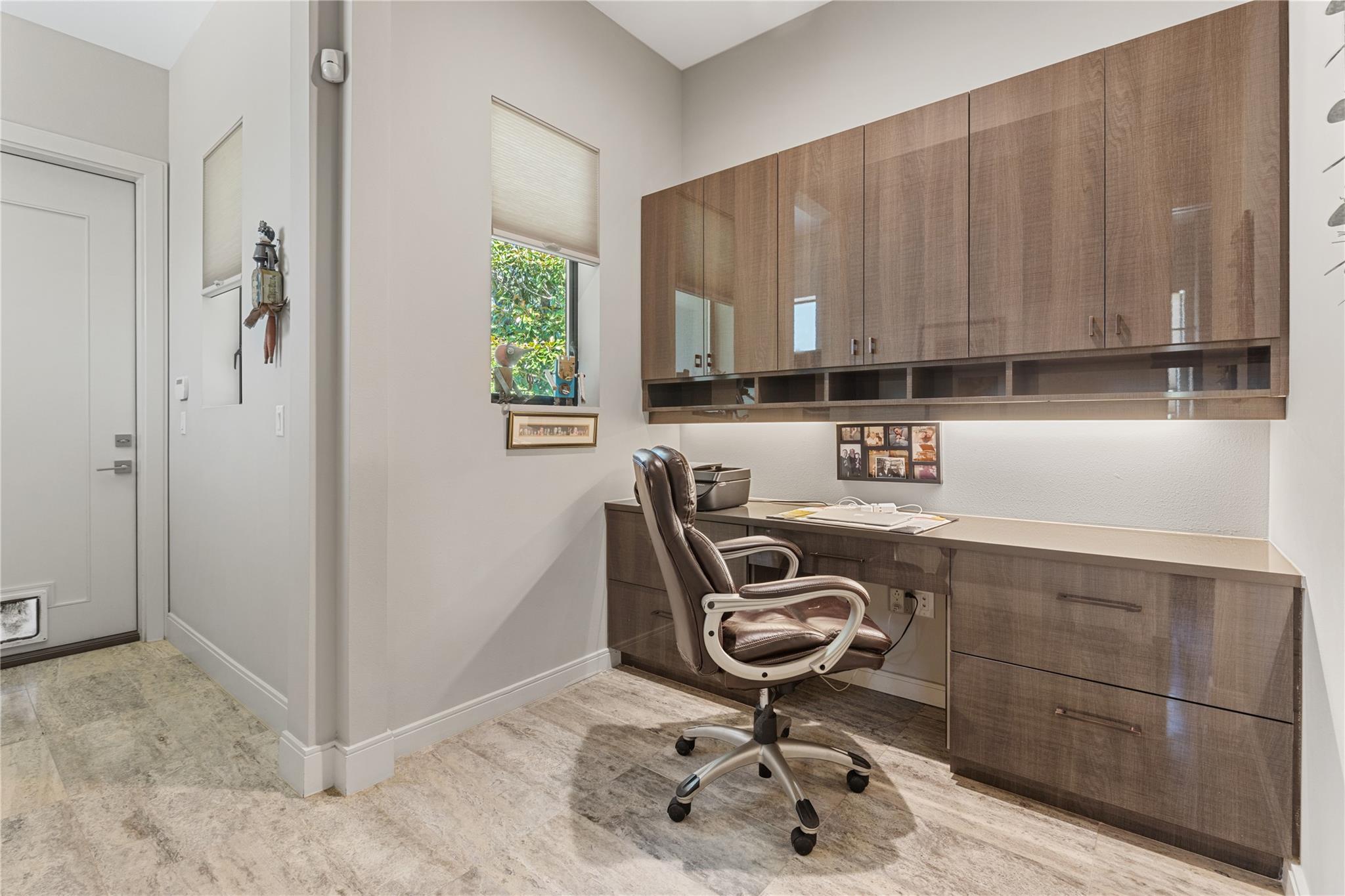 5615 Mccarty LN photo 24