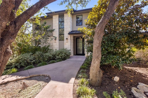 Photo of 5615 McCarty LN, Austin, TX 78749 (MLS # 8562714)
