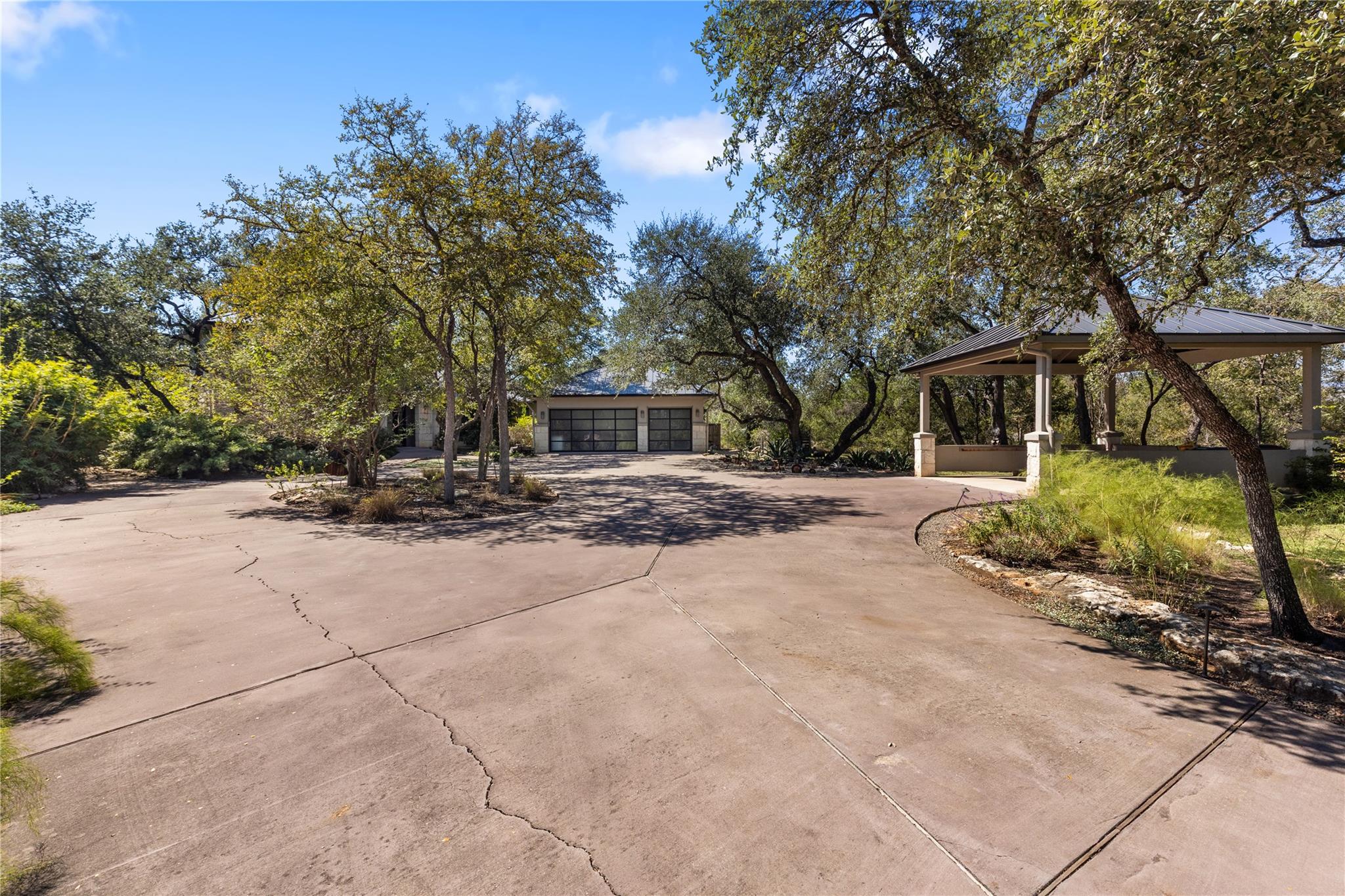 5615 Mccarty LN photo 33