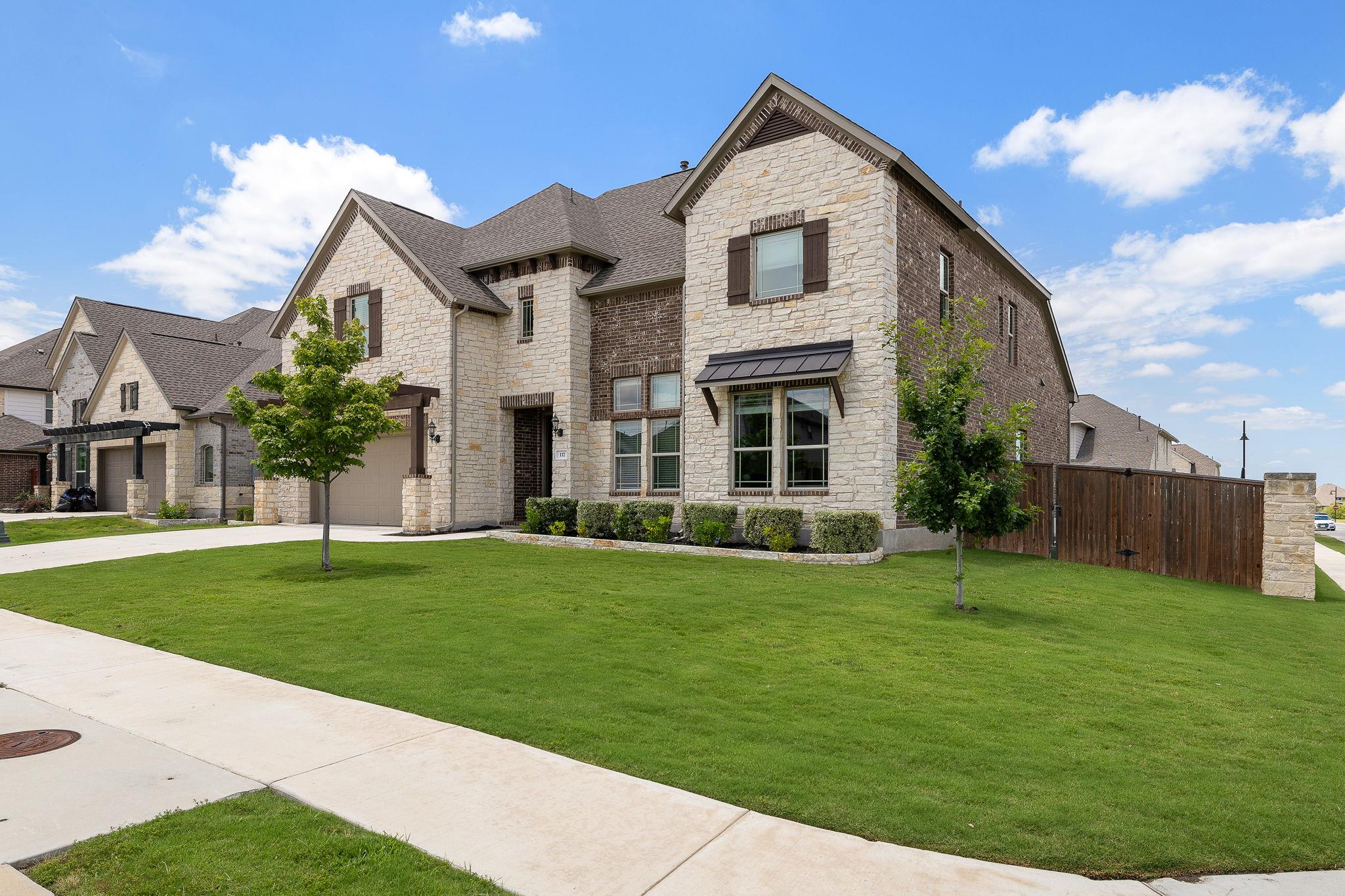 117 Rosa DR