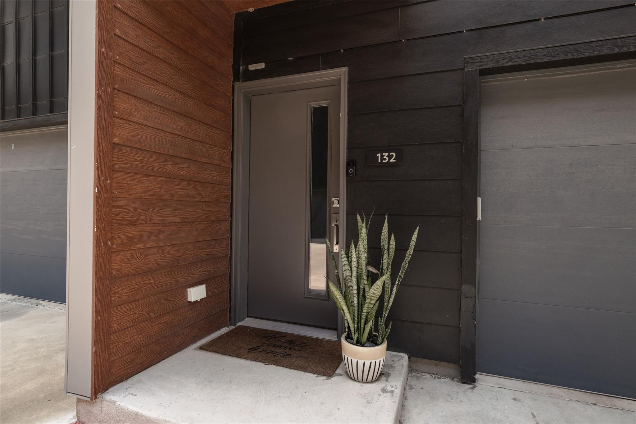5924 S Congress Ave 132