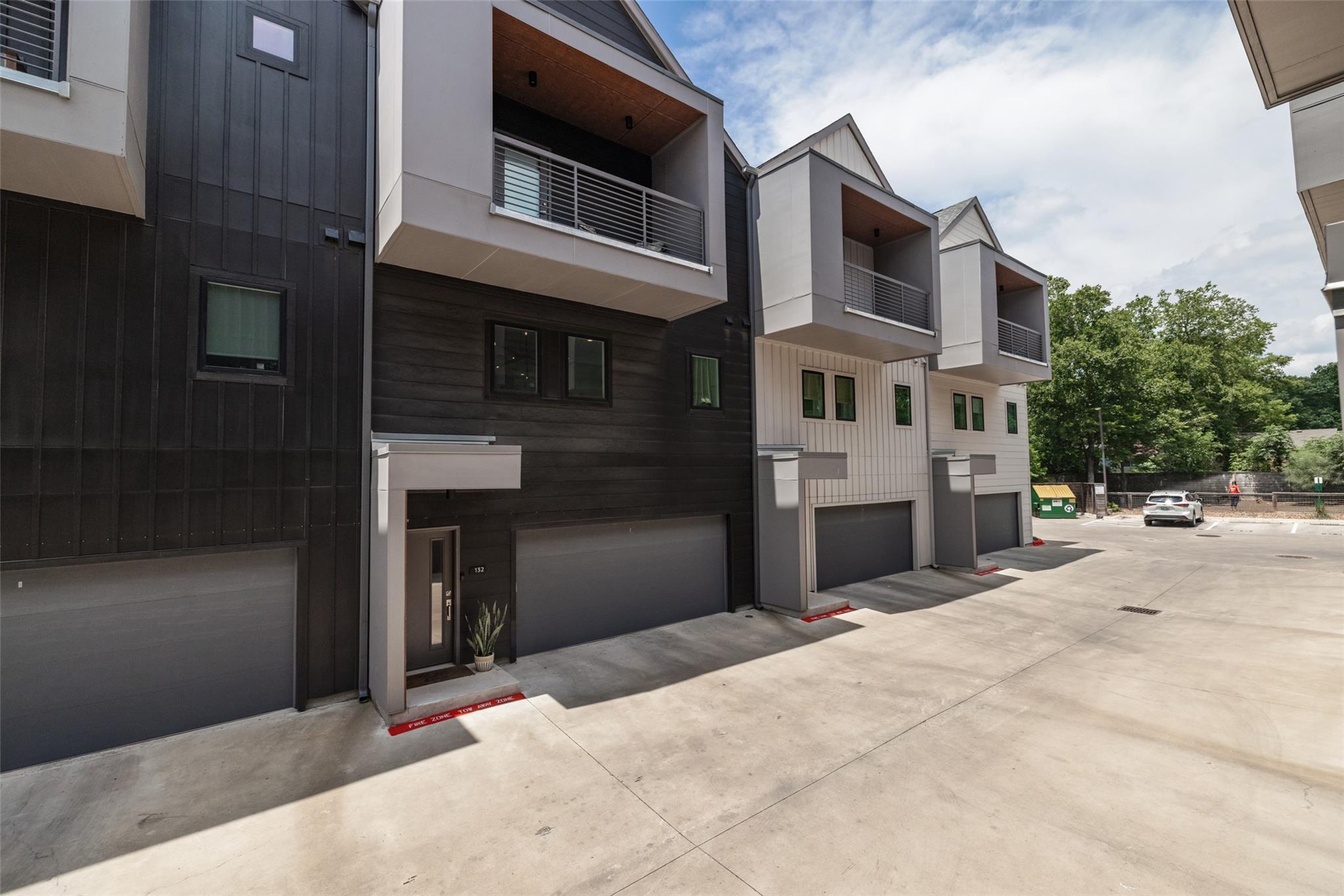 5924 S Congress Ave 132