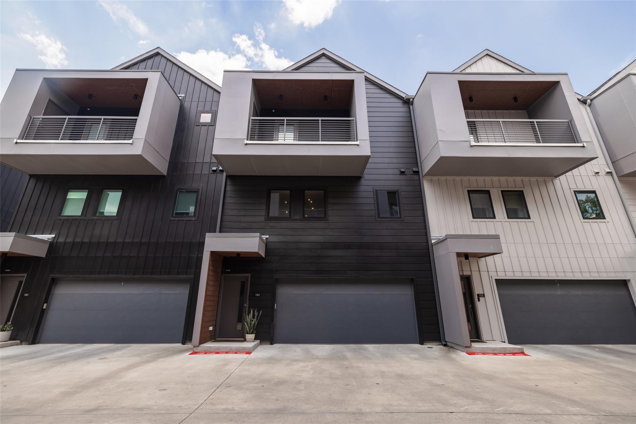 5924 S Congress Ave 132