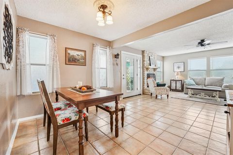 Tiny photo for 11203 Travis DR, Jonestown, TX 78645 (MLS # 7671477)